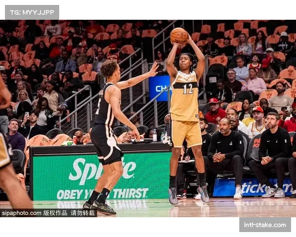 麦科勒姆的三分是否预示老鹰进攻狂潮,开场即确立比赛基调 麦科勒姆的三分是否预示老鹰进攻狂潮,开场即确立比赛基调